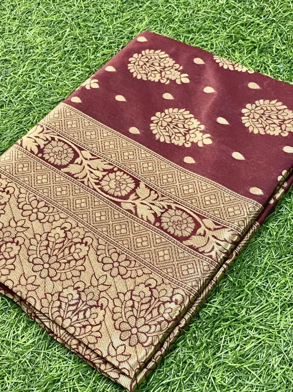 Maroon_Woven_Kanjivaram_Silk_Saree_with_Saree_Cover